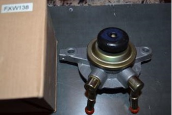 Насос ручной подкачки FXW138/23380-30020/67360  /1KZ,  1HZ /по краям/растояние 122/