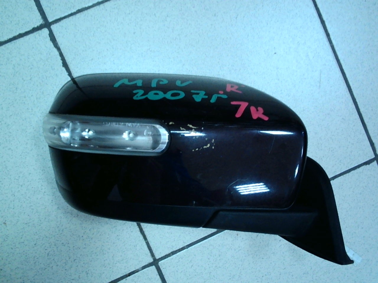 Зеркало MZ MPV LY3P R (2007) /черное 7пров/с повторителем