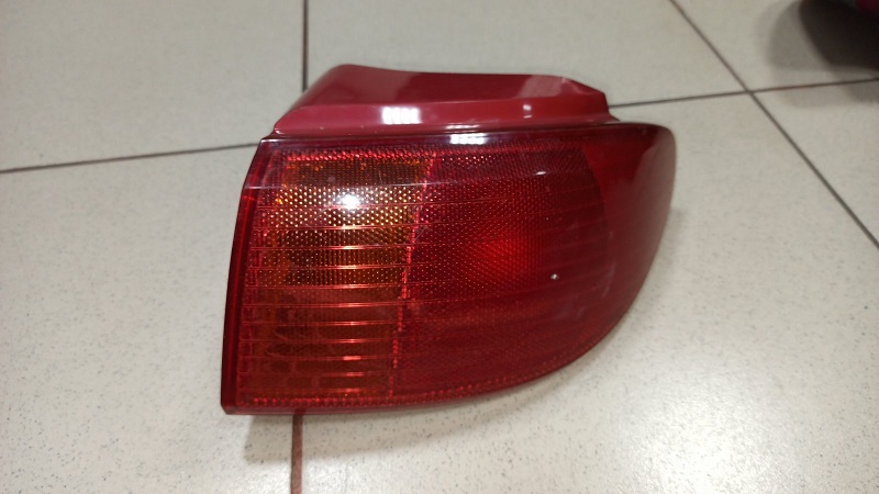 Задний фонарь MAZ DEMIO DY P1977 R '02-  [б/у]