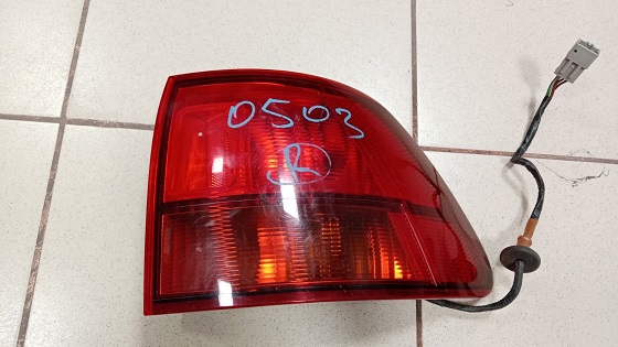 Задний фонарь HON ORTHIA (02) 0503 R [б/у]