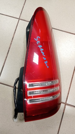 Задний фонарь NIS SERENA C24 4901 R '00-'01 [б/у]