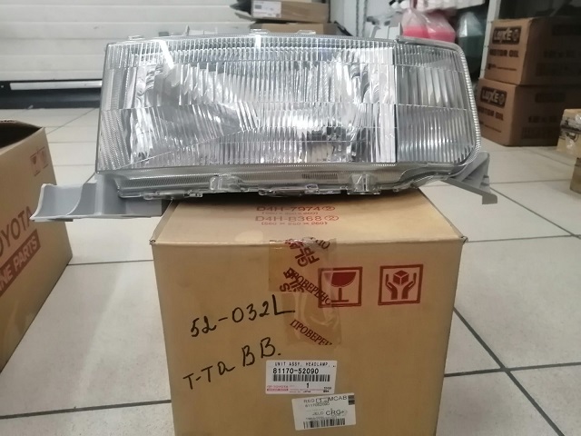 Фара TOY BB 52-032 L (00-05) [81170-52090] TOYOTA
