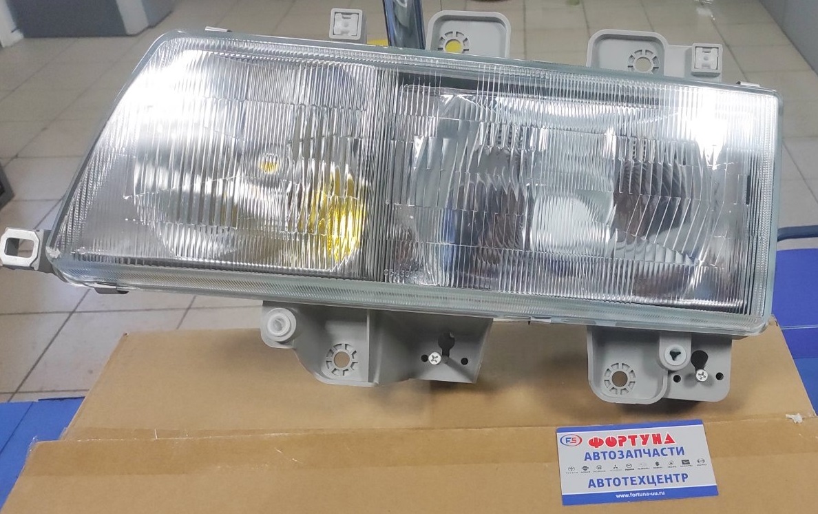 Фара ISUZU ELF 213-1114 L AUTODEPO /'94-'04/