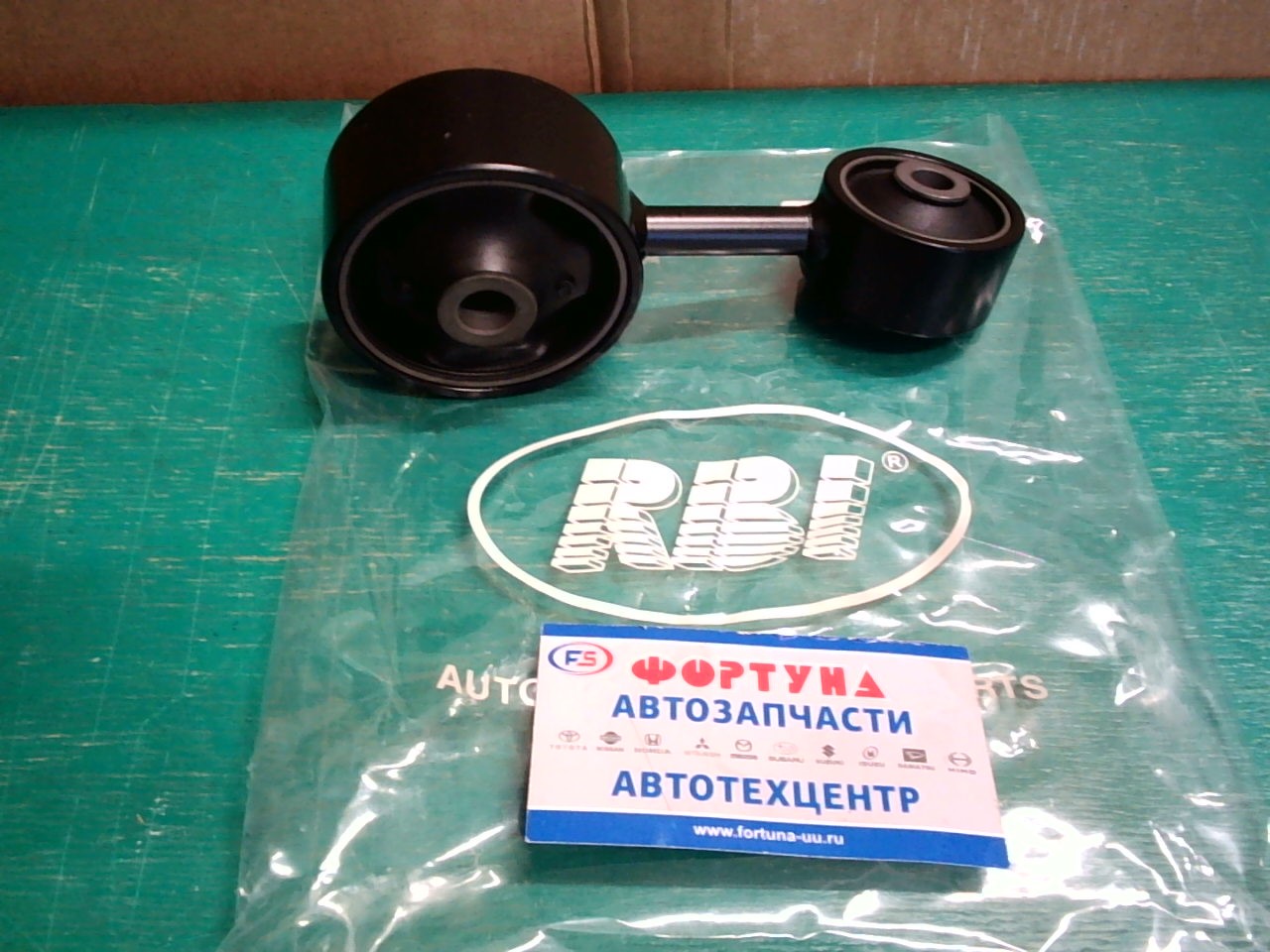 Подушка двигателя 12363-74130 (T09C03PZ) RBI /RH SXV20 UP/