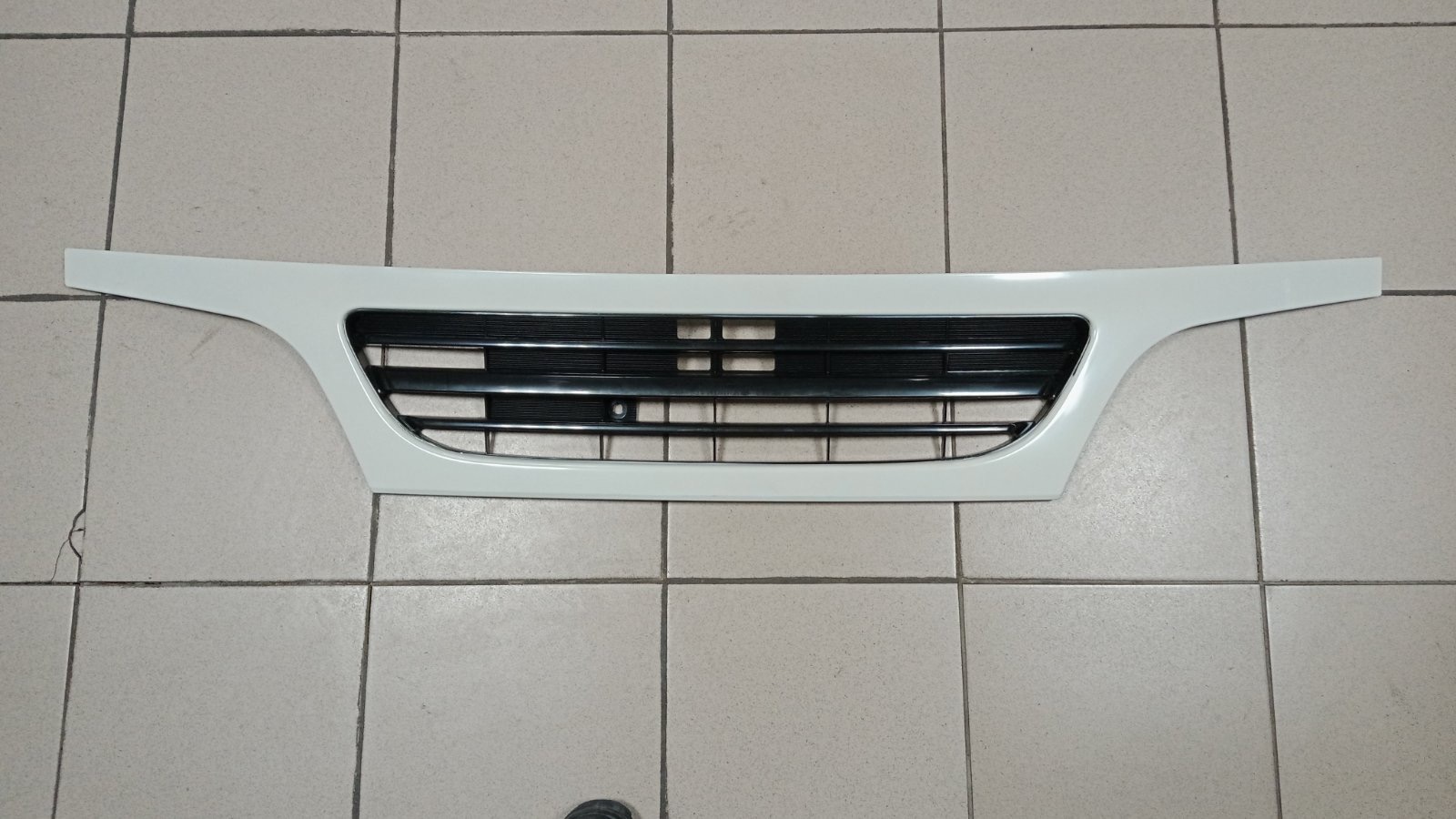 Решётка TOY HINO DUTRO, TOYOTA  DYNA,  TOYOACE (2000-2007) TW