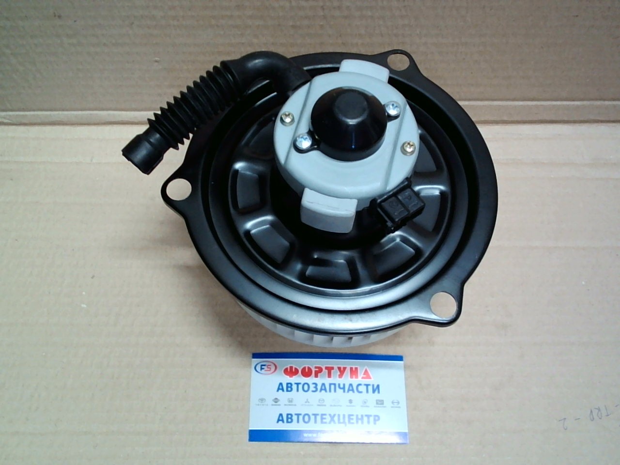 Мотор отопления салона AD-HN05 /HINO RANGER FR1 E13C 24V/ [116340-6181]