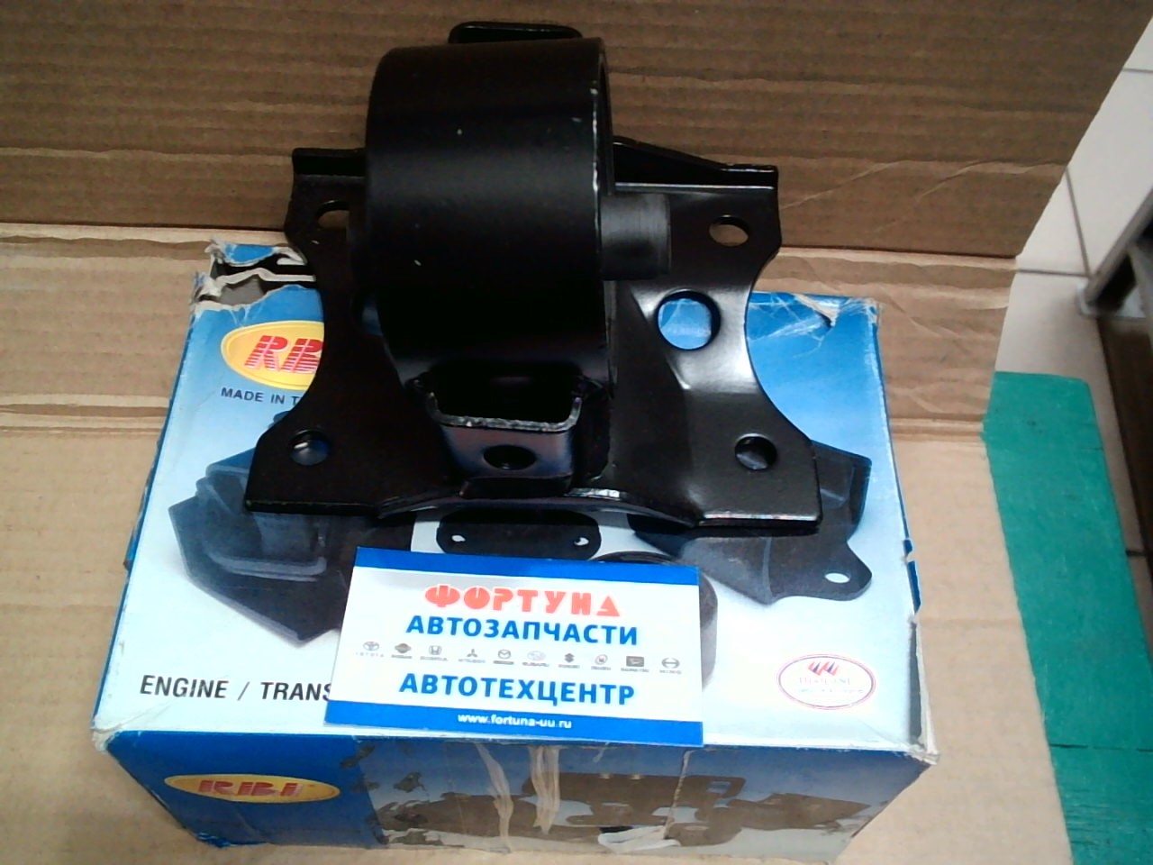 Подушка двигателя 11220-2J011 (N09P11LZ) RBI /LH RNESSA/