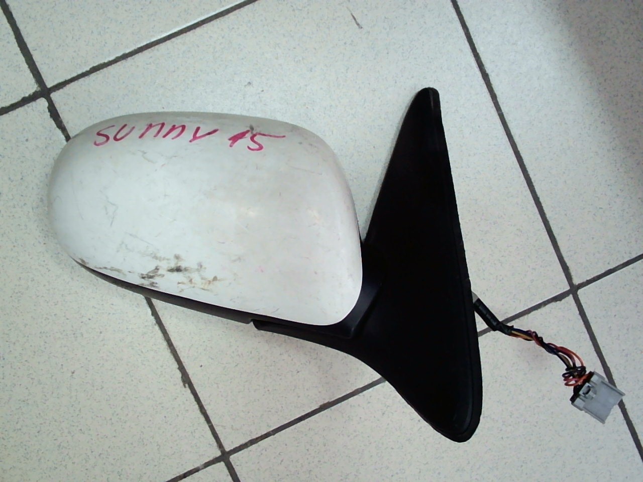 Зеркало NIS SUNNY B15 R /7пр. белое/ 8272