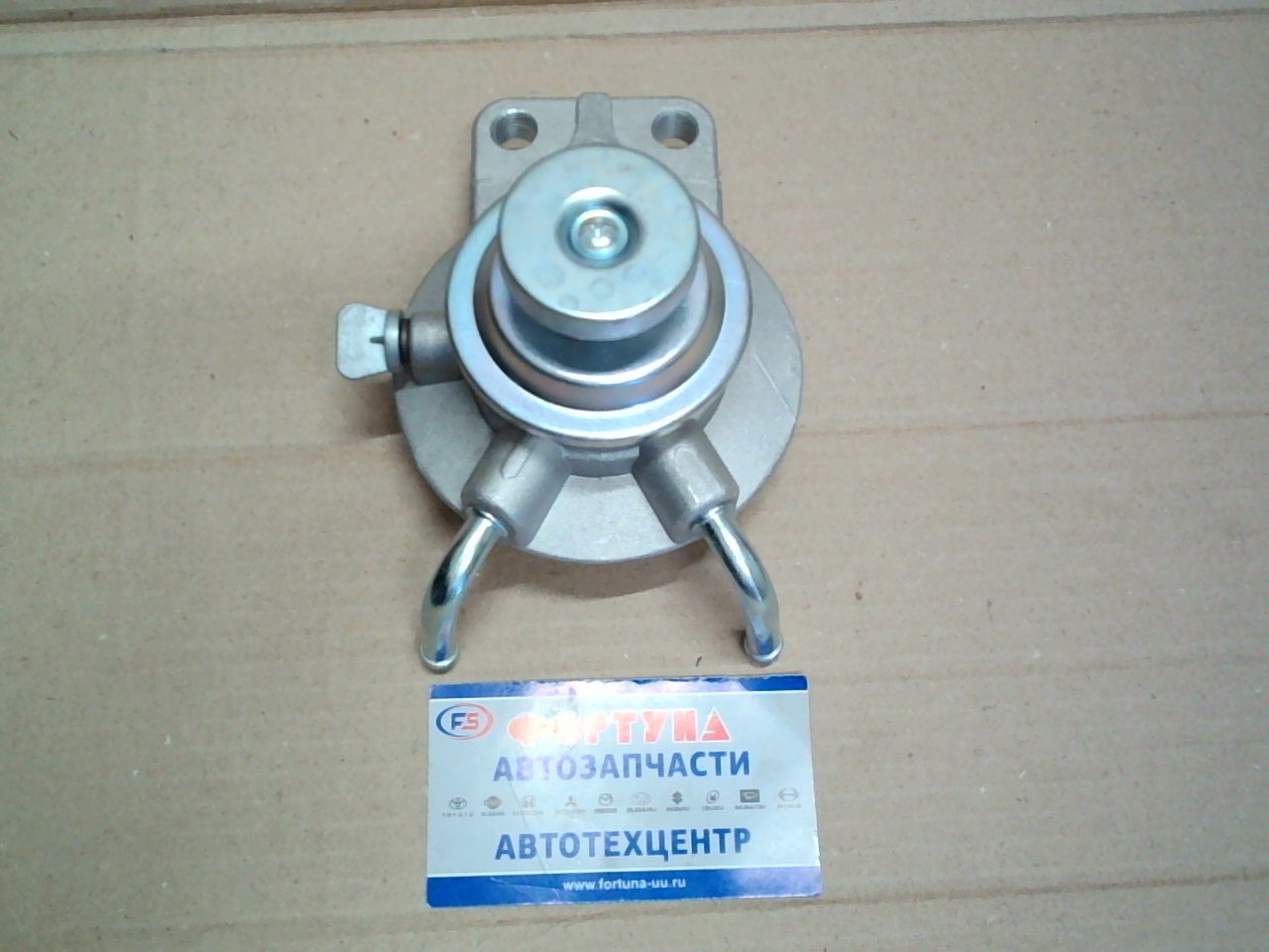 Насос ручной подкачки DH-002 (FXW103) (MB554950/MR554950) TW /квадрат/растояние40/ 4M40, 4D56 