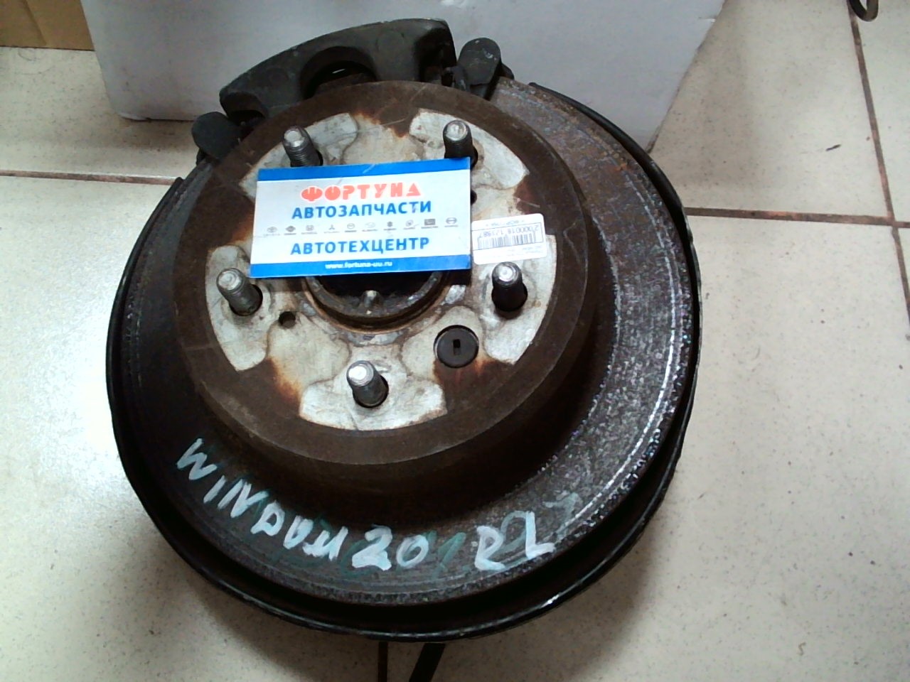 Ступица TOY WINDOM MCV21 2MZ REAR L  [б/у]