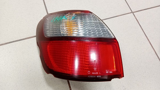 Задний фонарь SUBARU LEGACY BH5  [48-35]  L [б/у]  (74-47) коцки