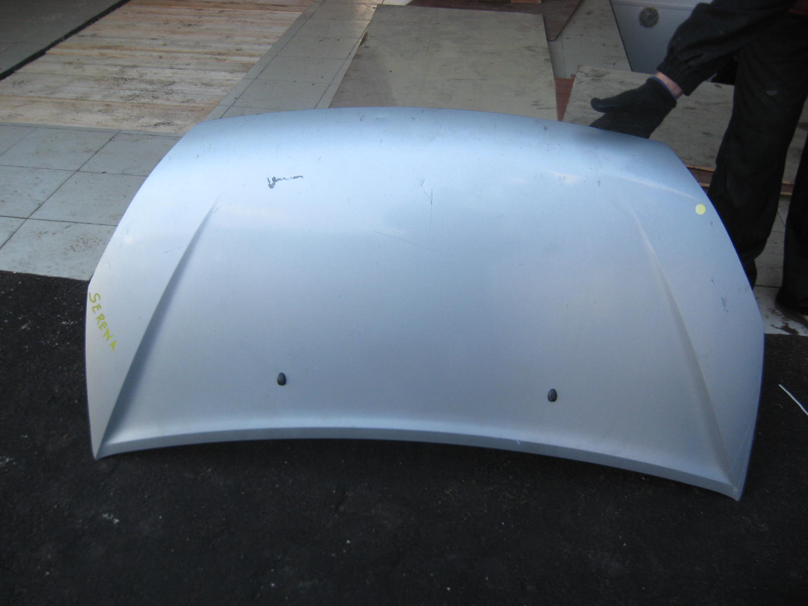 Капот NIS SERENA C24   /серебро/ [б/у]