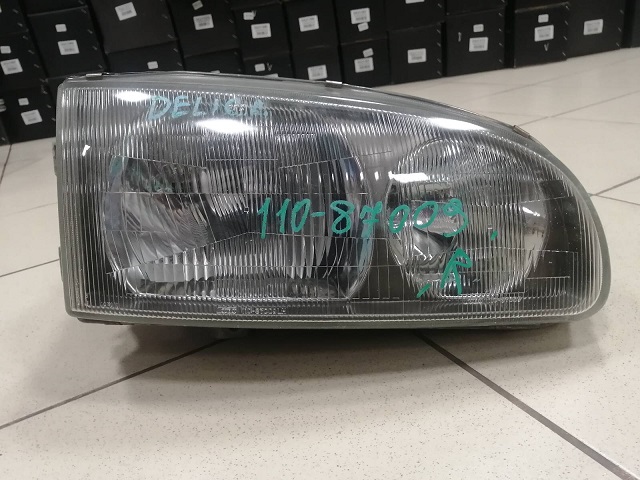 Фара MMC DELICA PE8W 110-87009 R  [б/у]