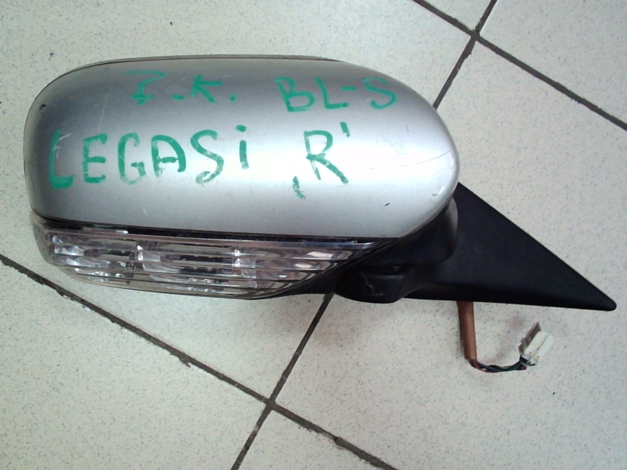 Зеркало SUB LEGACY BL5 R /серый/ 7провод (с повторителем) [б/у] 714431-303