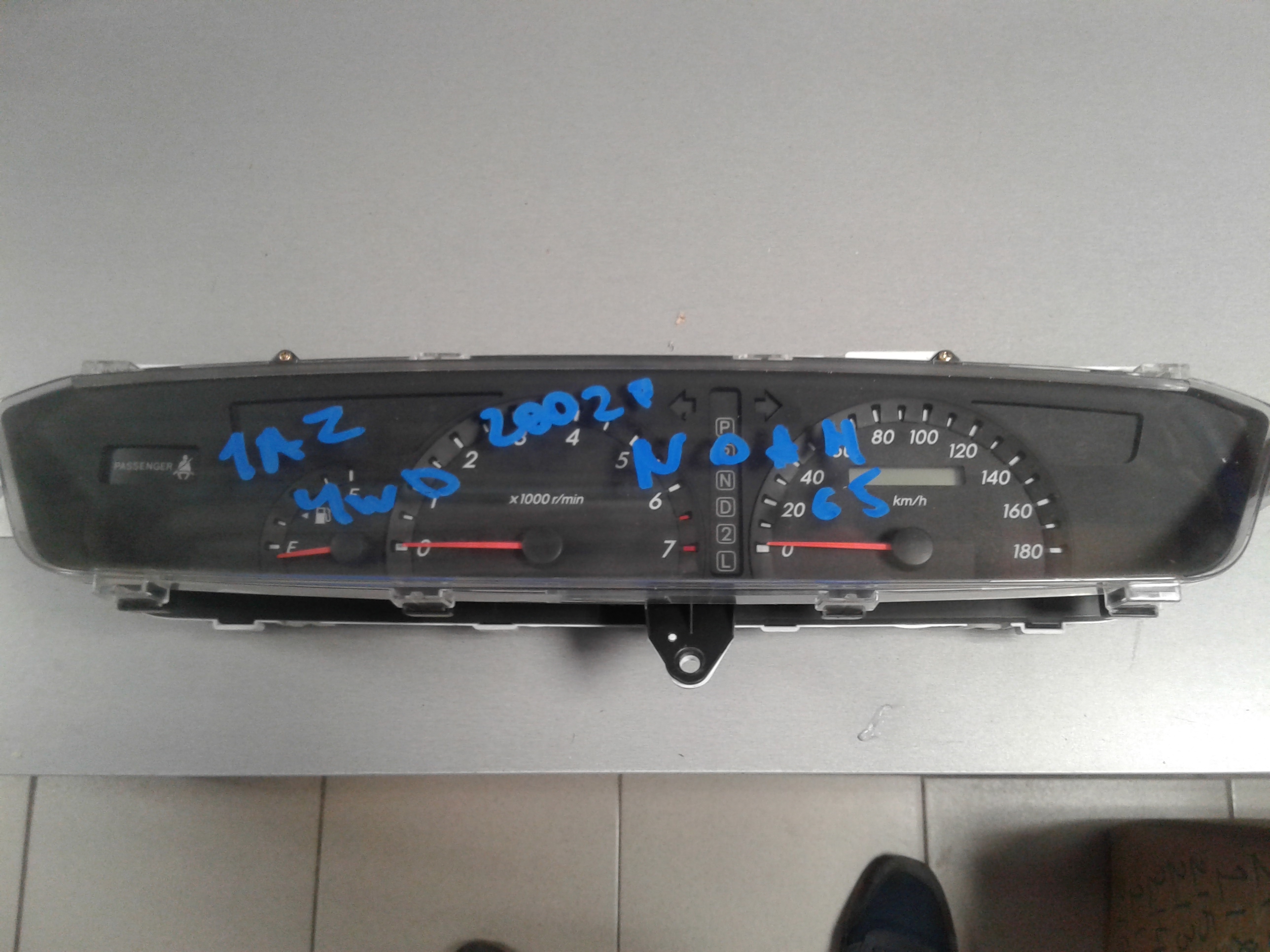 Спидометр TOY VOXY AZR60 [б/у]