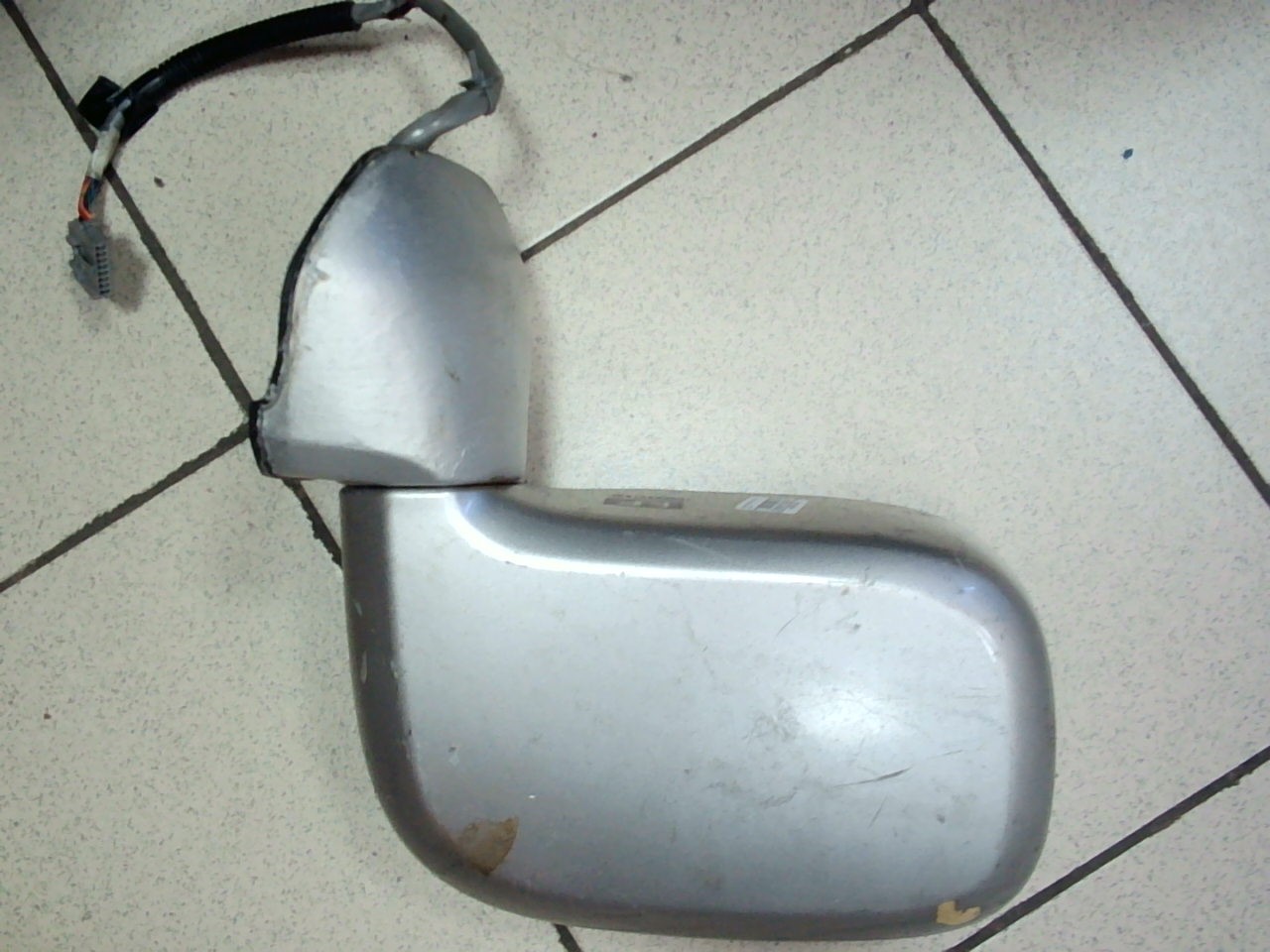 Зеркало NIS SERENA TC24 R (серое) [б/у]