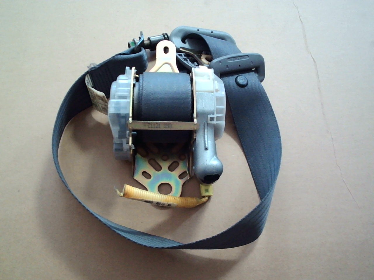 Ремень безопасности TOY ESTIMA MCR40, ACR30 Front LH /Серый/ 2001 [б/у]