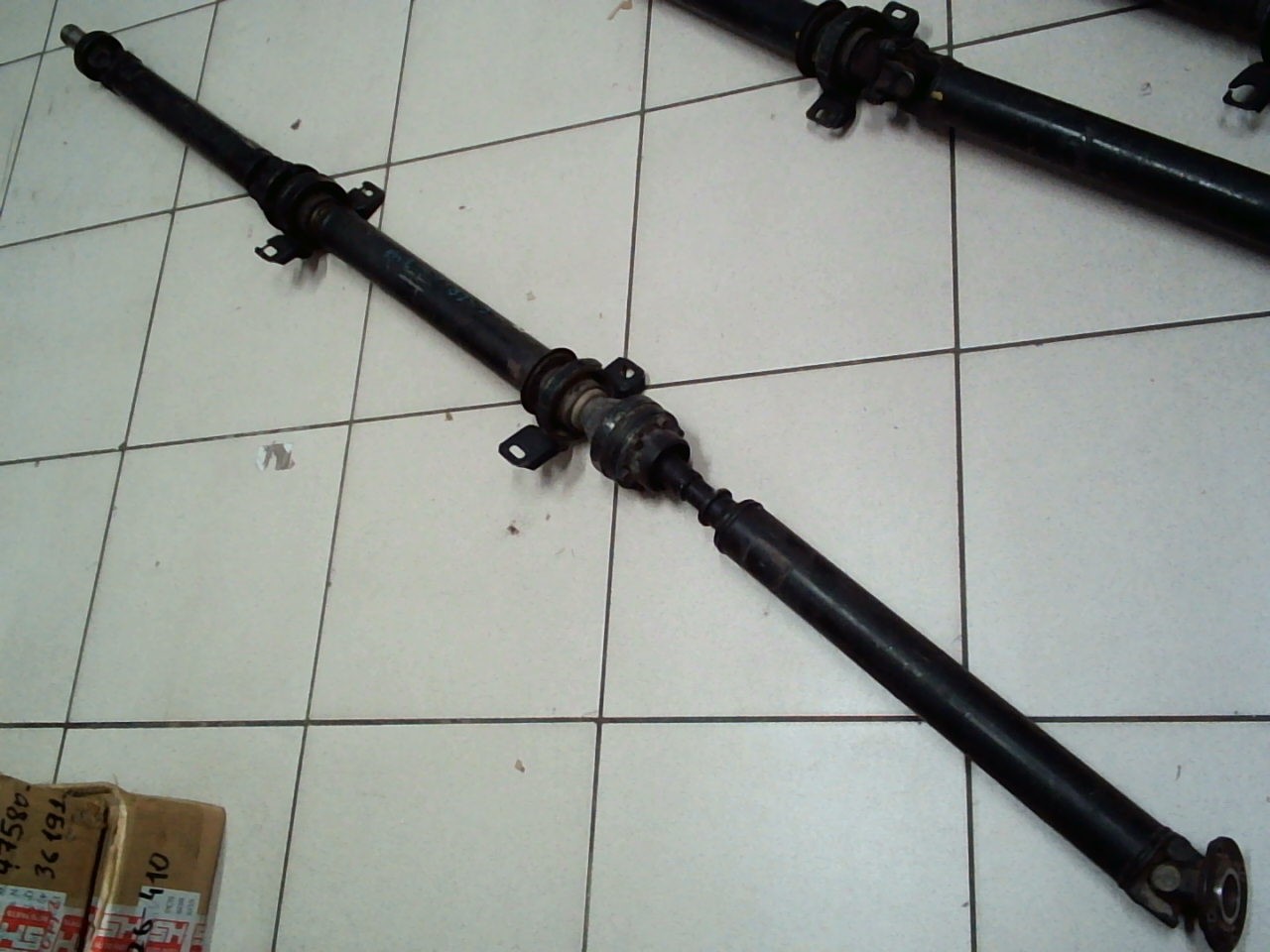 Кардан задний в сборе TOY CALDINA AZT246 [б/у]