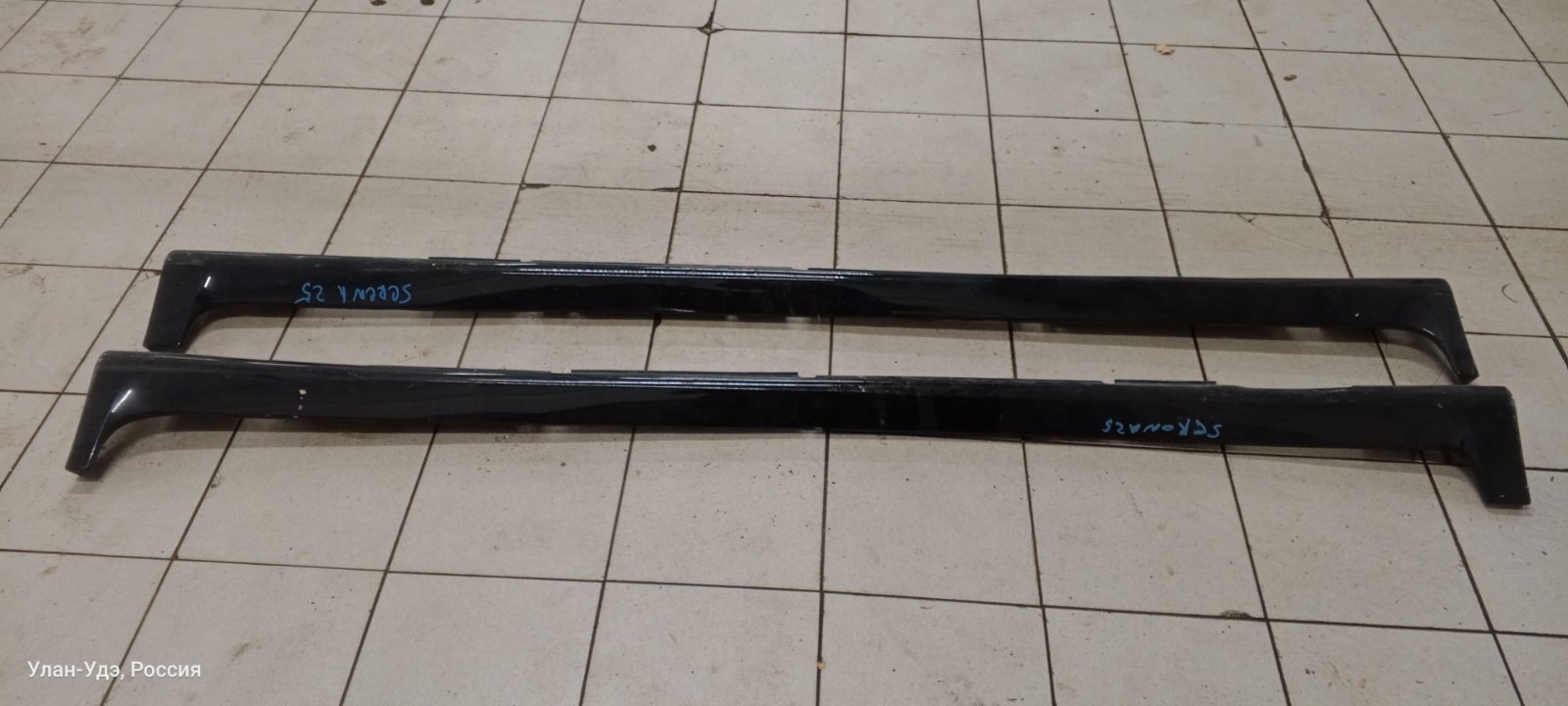 Боковые обвесы NIS SERENA C25 (05) /черный /2шт  [б/у]