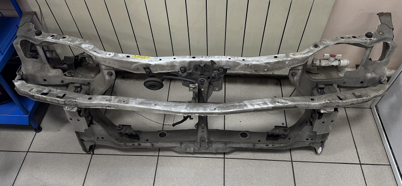 Рамка кузова NIS WINGROAD Y11 1 мод./замкап+пластзащ/ (телевизор)