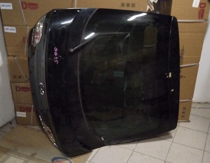 Крышка багажника MAZ ATENZA GG3S '02- со стеклом (черная) /спойлер + з/ф 226-61971 R+L/ [б/у]