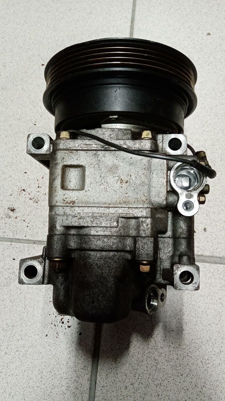 Насос кондицианера FP-DE (CP8W) [б/у] C1118312/H12A1AA4DJ