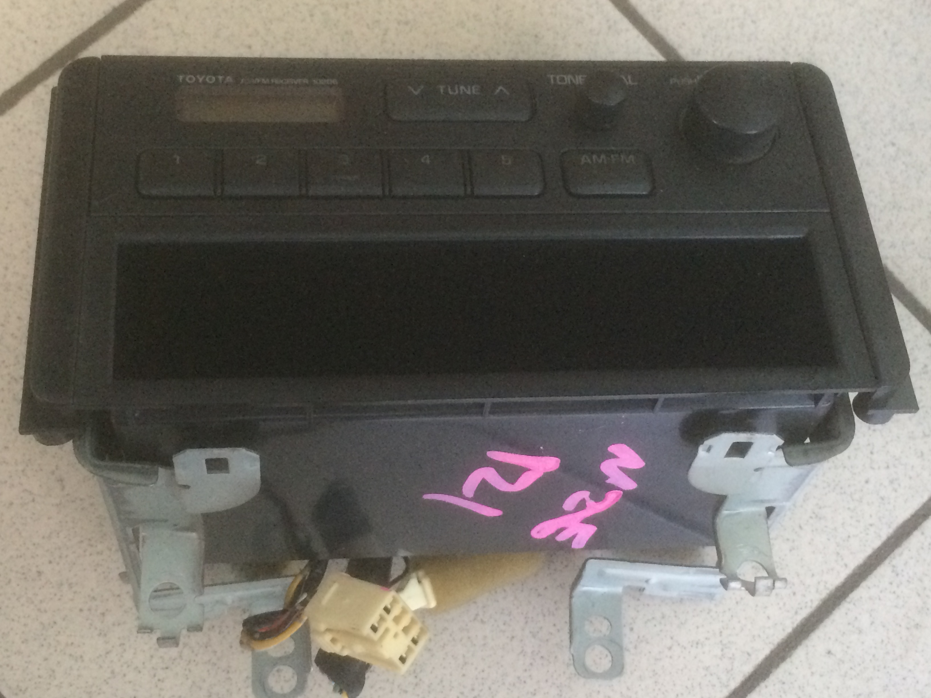 Магнитола TOY FIELDER NZE121 [08600-19010] [б/у]