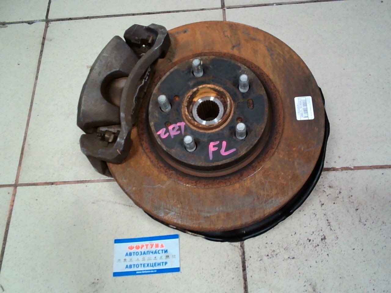 Ступица TOY PREMIO ZRT261 '08 FRONT LH [43502-32080+43512-12710+47750-12A10] [б/у] с диском и суппортом