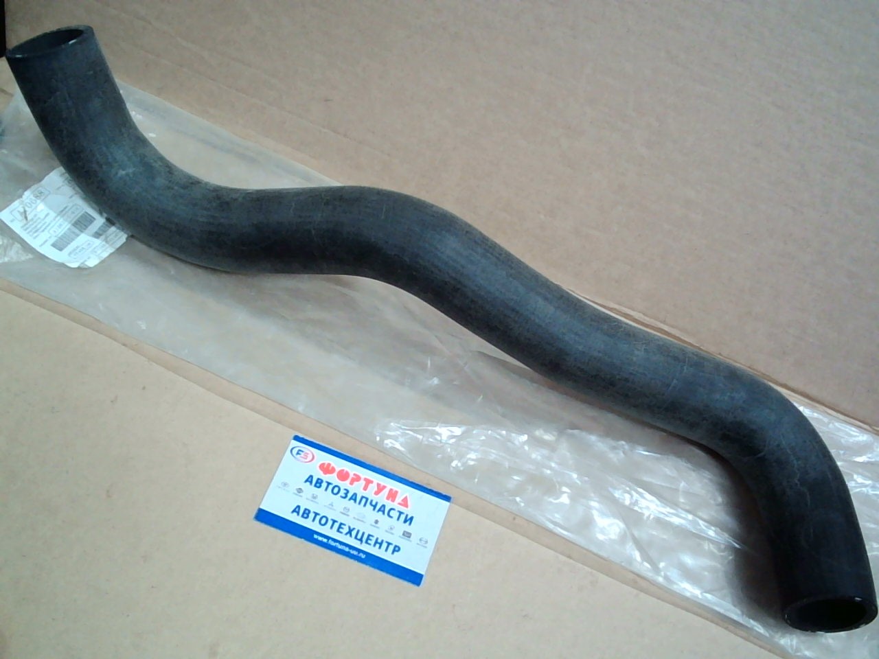 Патрубок радиатора нижний 16572-0P060 TW /MARK X 3GR, 5GR/