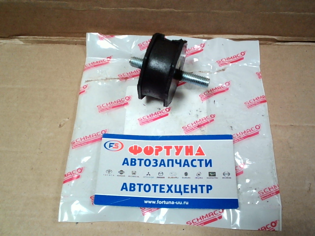 Подушка радиатора MC127153 (SMS-3150) SCHMACO /MITSUBISHI FUSO, CANTER/