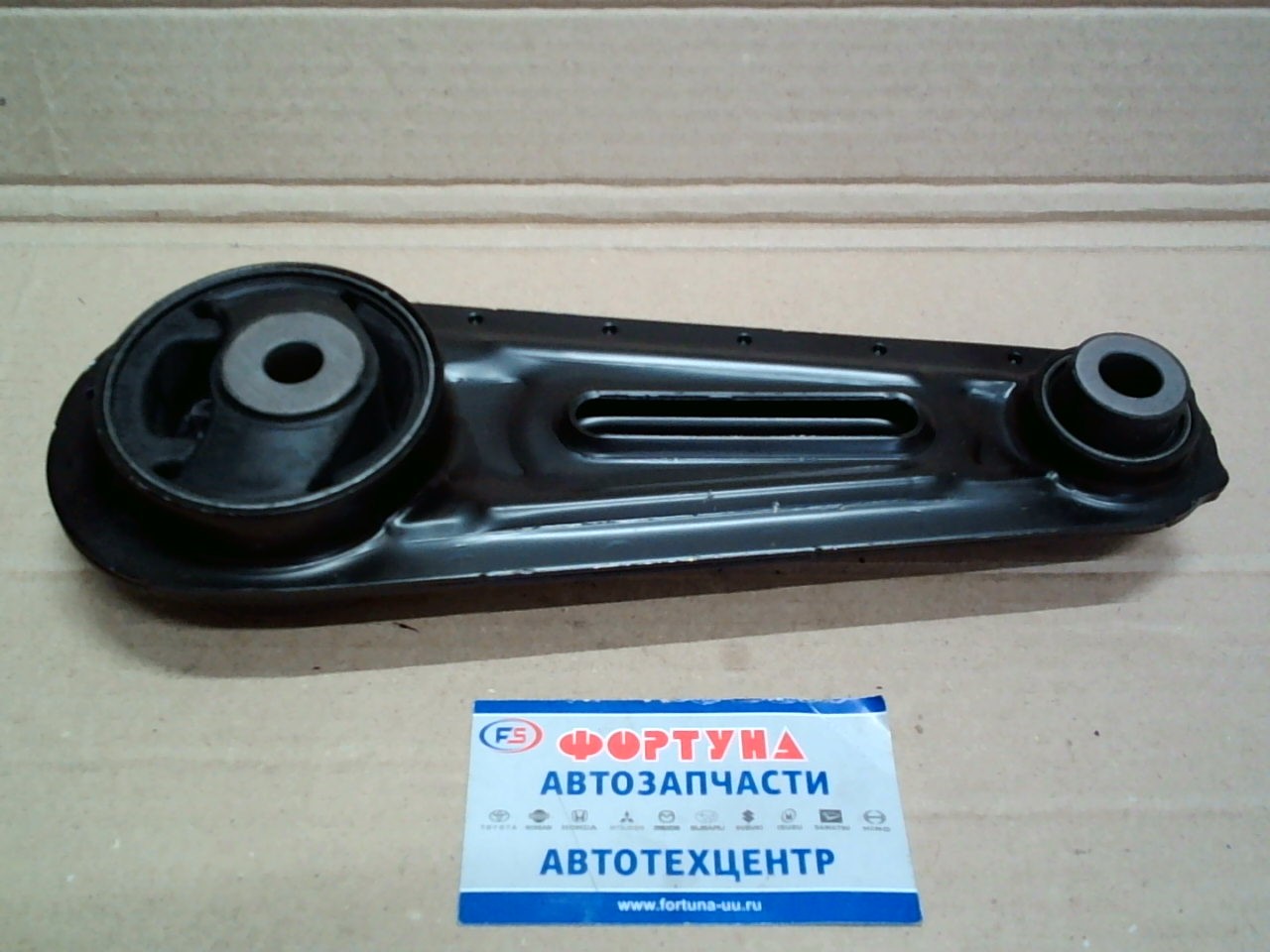 Подушка двигателя 11360-JD00A NISSAN /LH X-TRAIL T31/