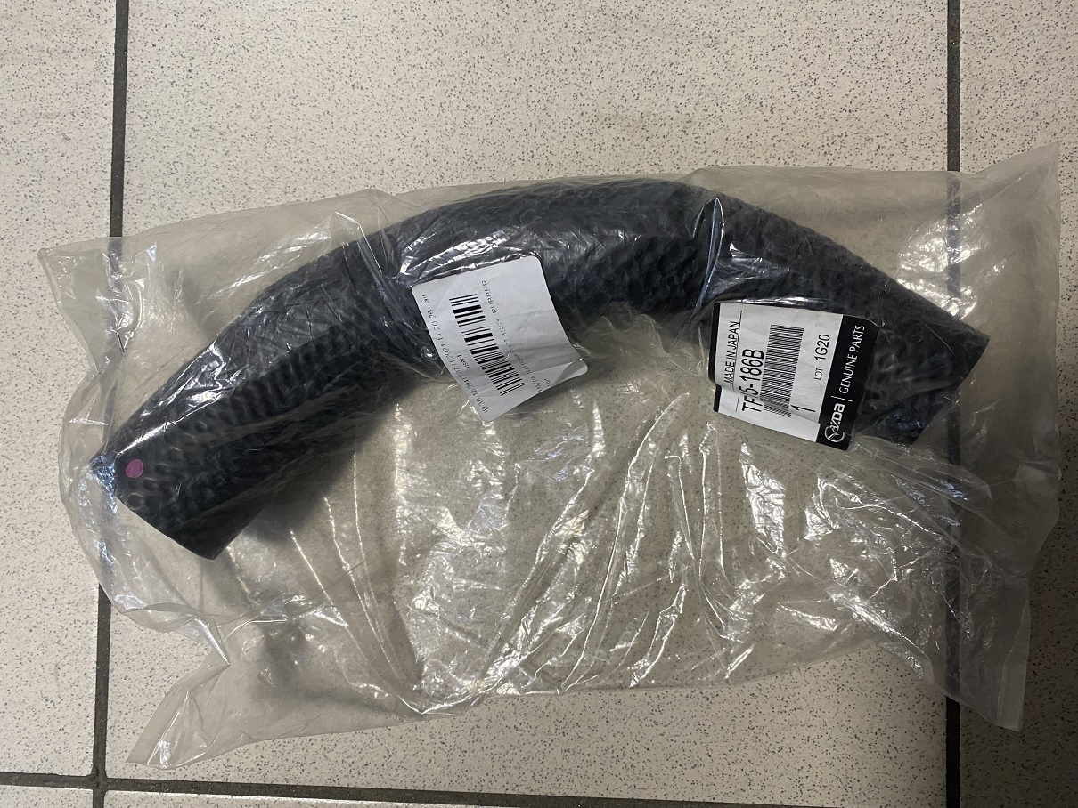 Патрубок радиатора охл. верхний TF41-15-186B MAZDA /MZ TITAN 89-,  TF/