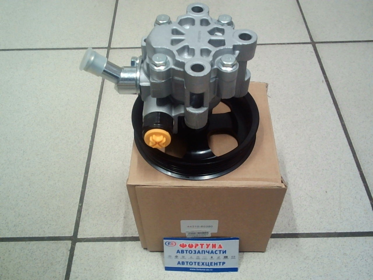 Насос гидроусилителя 44310-60390 (DPV109) TW /L.C UZJ100 '02-'07/