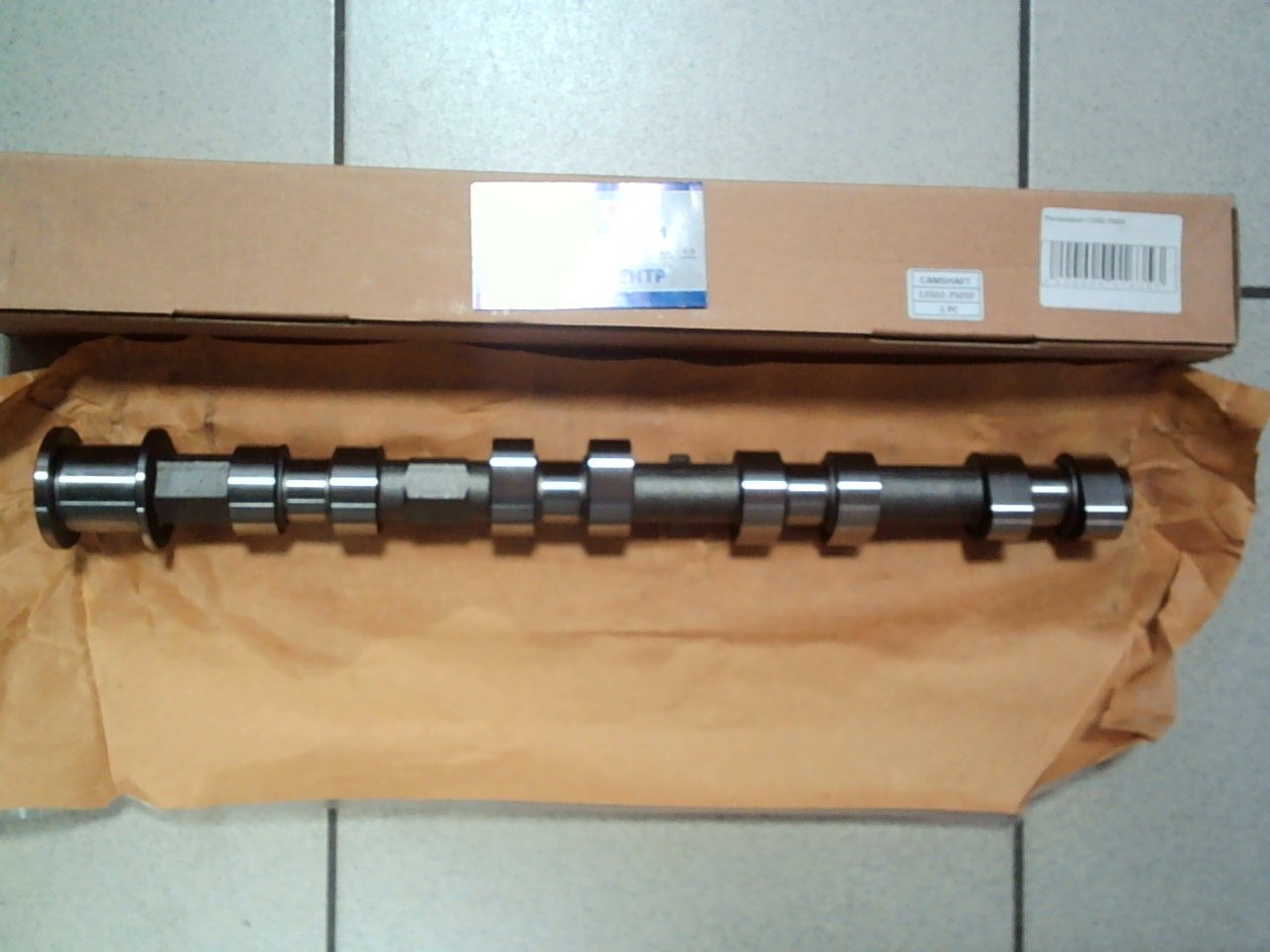 Распредвал 1TRFE,  2TRFE 13502-75050 TW /выпускной/