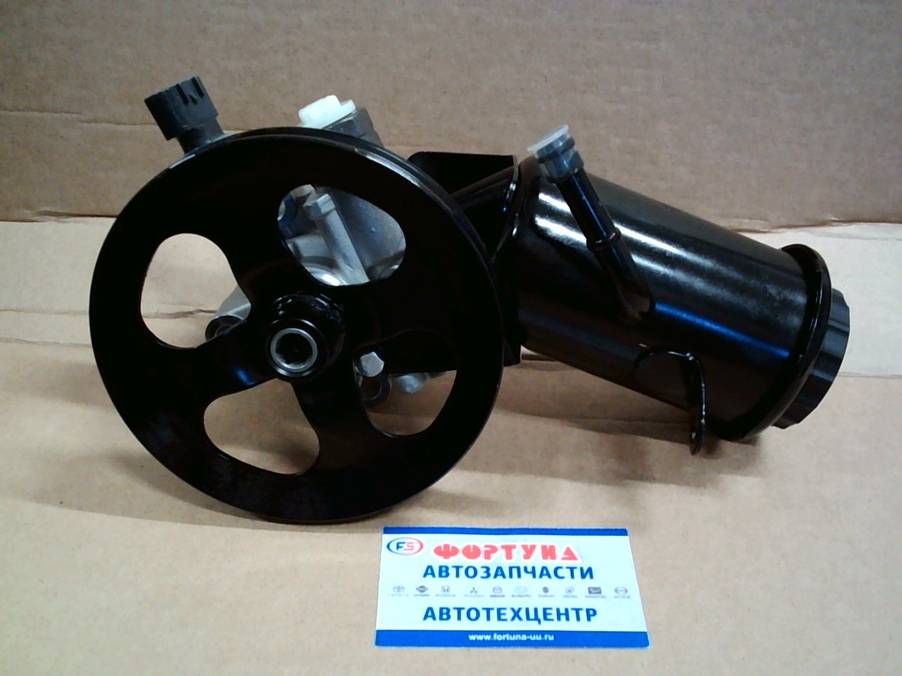 Насос гидроусилителя 44310-52020 TW /1NZFE,  2NZFE NCP10,  NCP11,  NCP12,  NCP13,  NCP130,  NCP131 NCP70 NCP19/