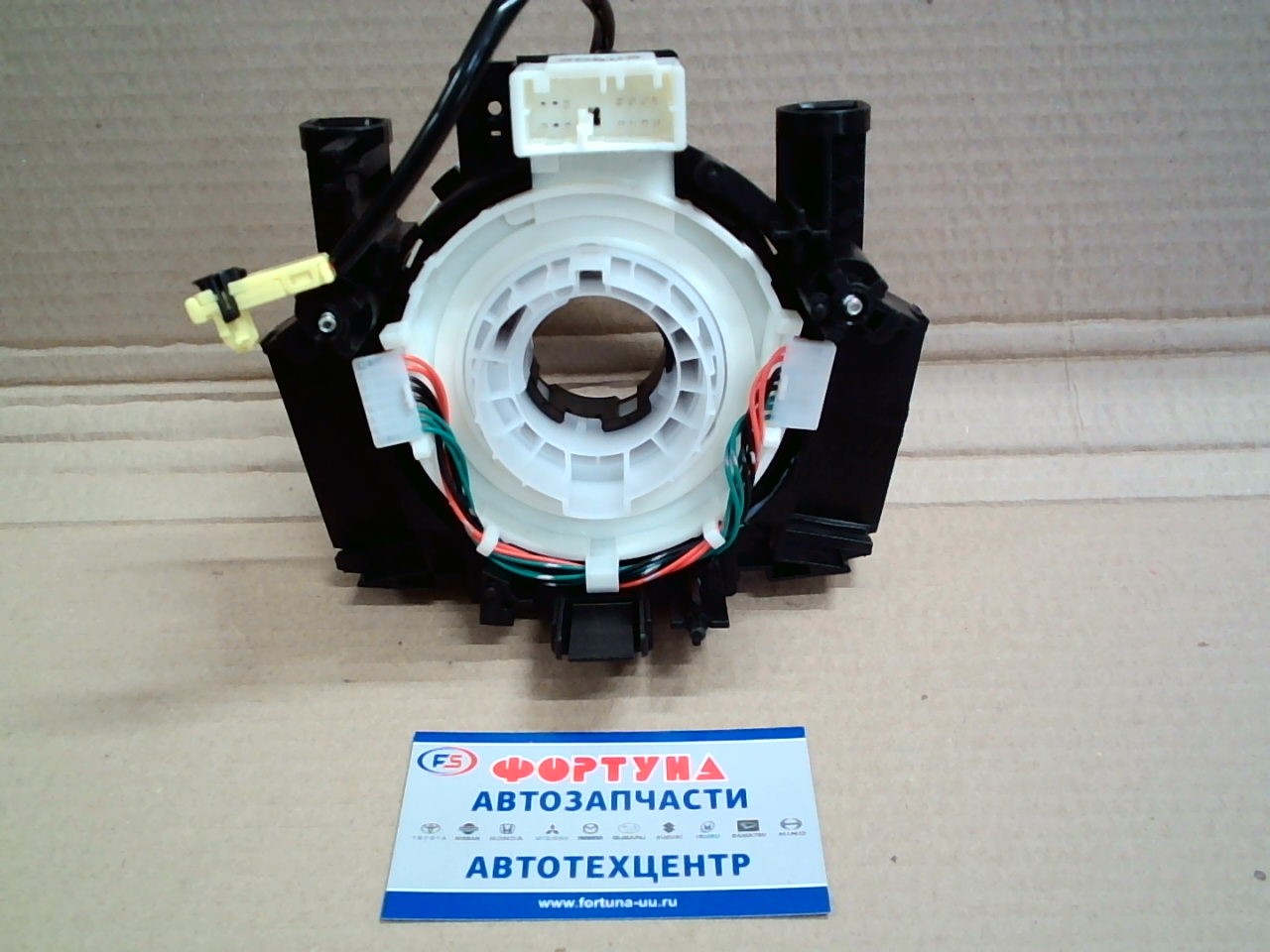 Шлейф подрулевой B5567-CY70E/B5567-CM60A DAGGER /WINGROAD/AD/AD EXPERT Y12 '06-,  BLUEBIRD SYLPHY G11 '05-'12,  TEANA J31,  CUBE Z11/