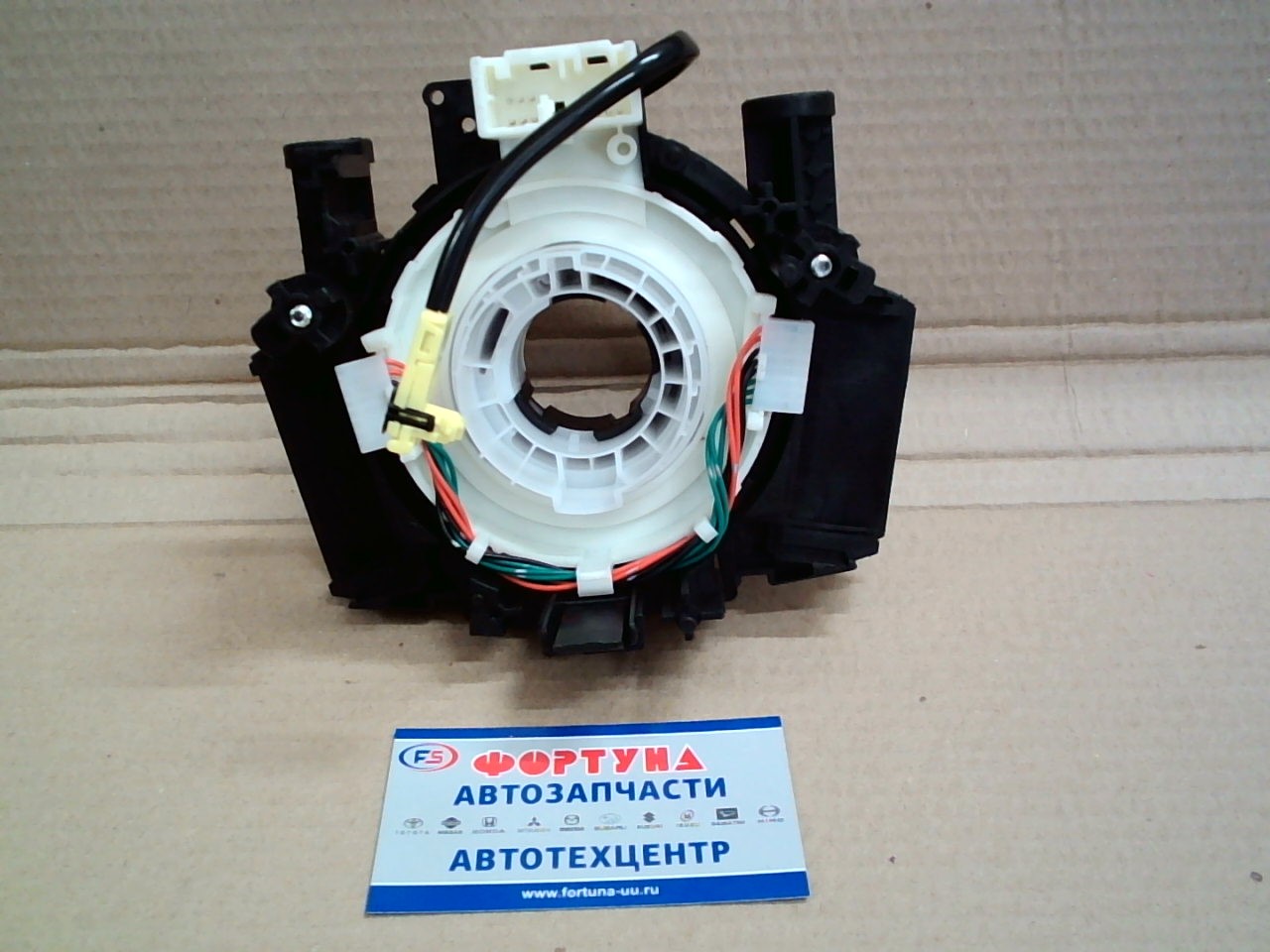 Шлейф подрулевой 25567-BH00A DAGGER /NOTE E11 '05-,  NV200 '09-,  QASHQAI/DUALIS '06-'14/