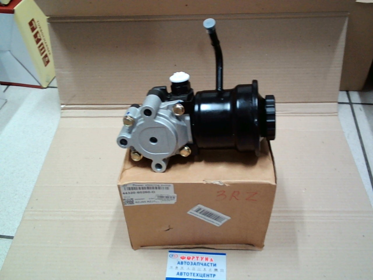 Насос гидроусилителя 44320-60260 TW /PRADO 3RZFE RZJ95 RHD/