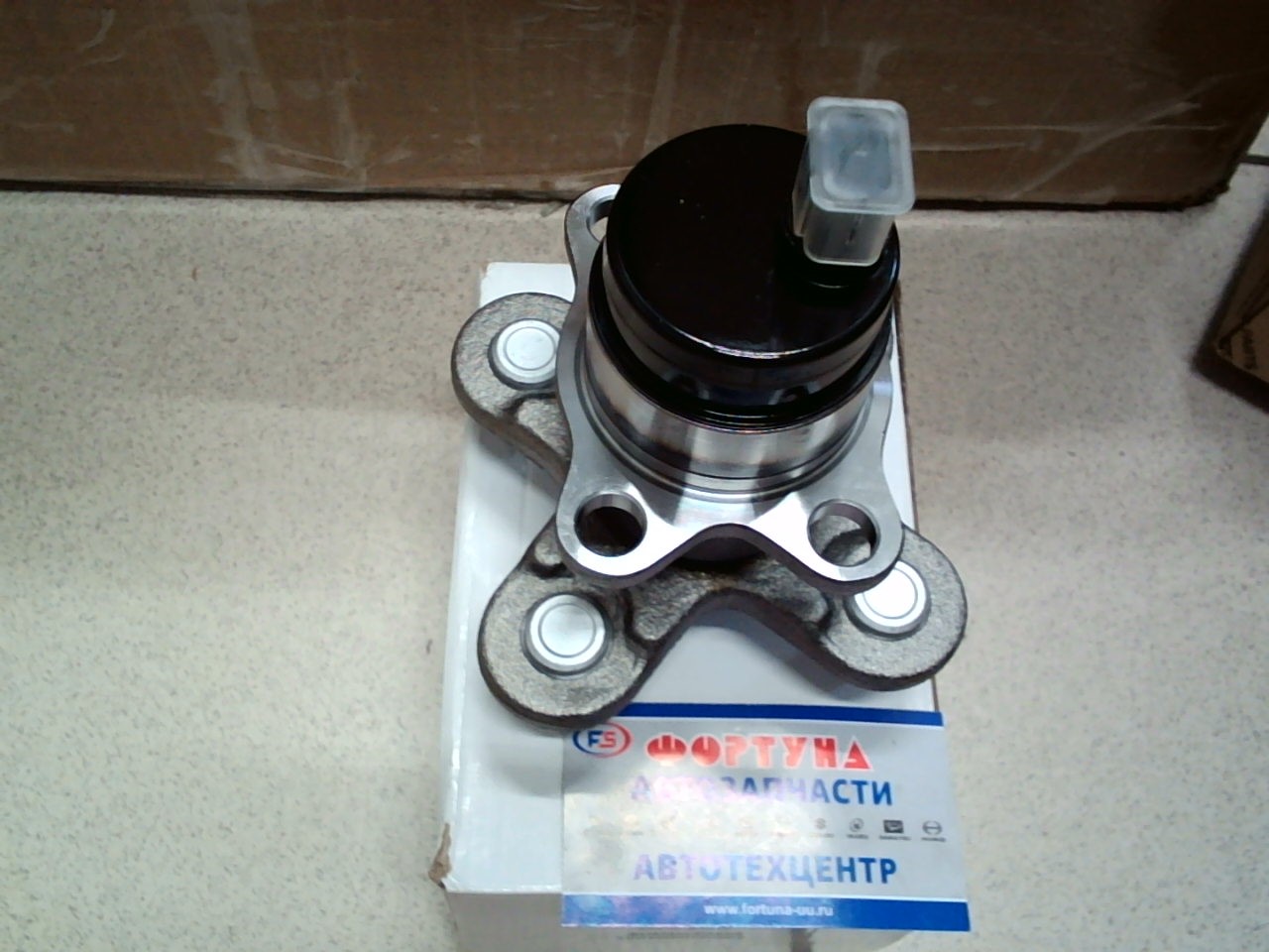 Ступица 42410-B1010 TW /REAR PASSO KGC10,  QNC10 '04-/