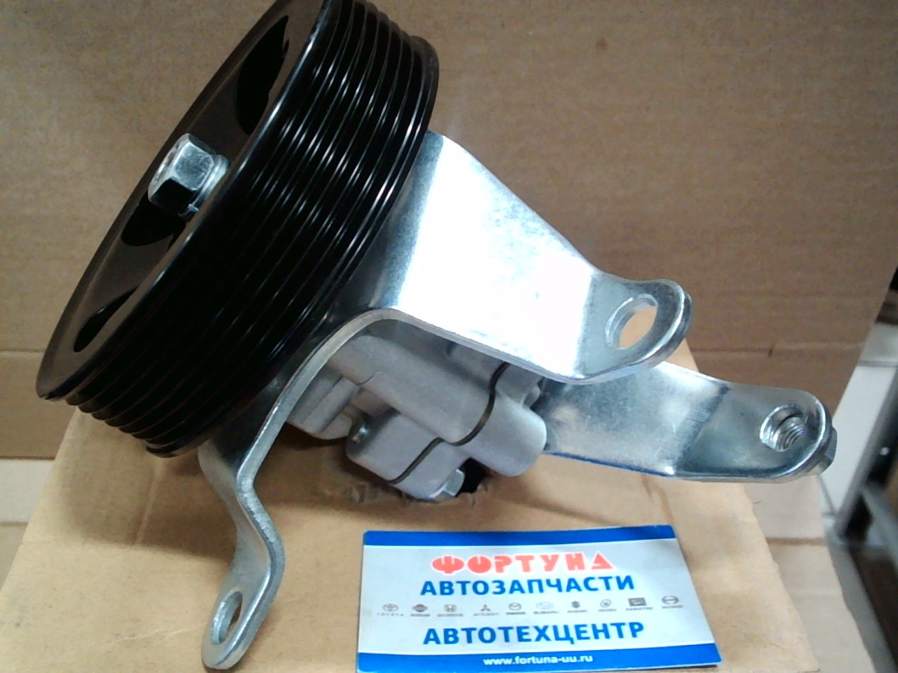 Насос гидроусилителя 49110-VZ00A TW /E25 QR20DE,  QR25DE/