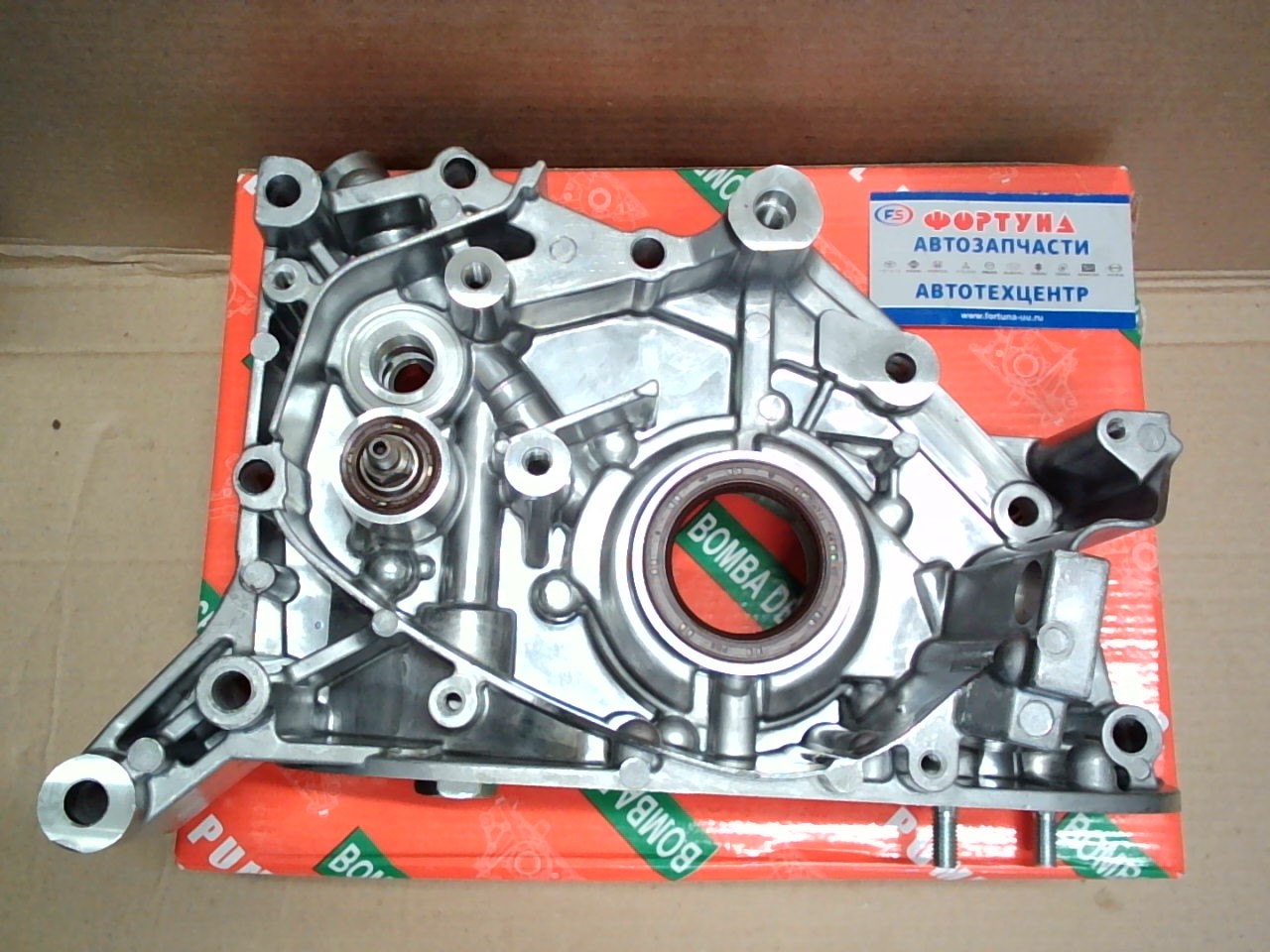 Маслянный насос 1064A035 TW /4D56 L200 KB#T '06- PAJERO SPORT,  MONTERO SPORT '08-'15/