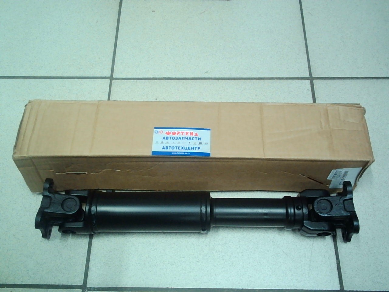 Вал Карданный 37110-26680 TW /задний Hiace KZH106 AT/