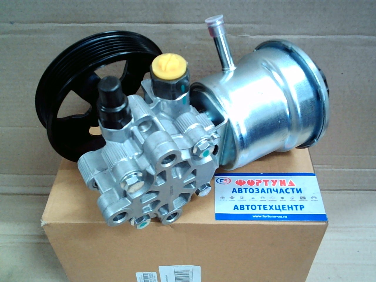 Насос гидроусилителя 44310-26370 (DPV095) TW /HIACE '04- TRH2## 1TR/2TRFE/