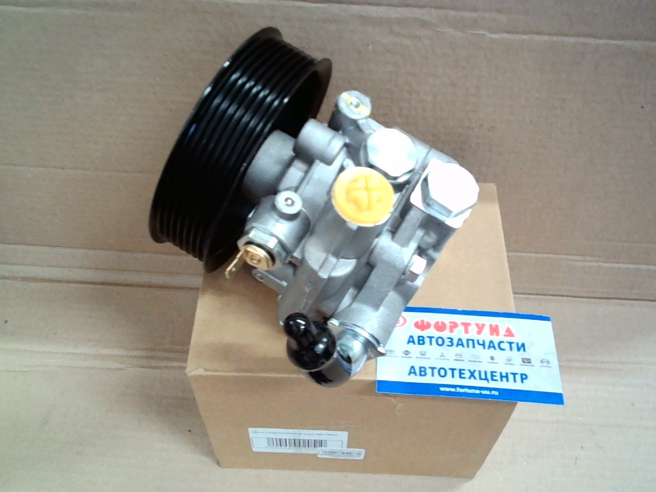 Насос гидроусилителя MR418566 (DPV304) TW /PAJERO V63W V65W V73W V75W 6G72 6G74/