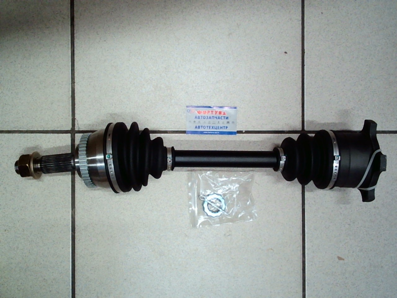 Вал Приводной в сборе 39100-8H315 (DSD030R) DAGGER /Правый T30 2WD/4WD QR20DE/