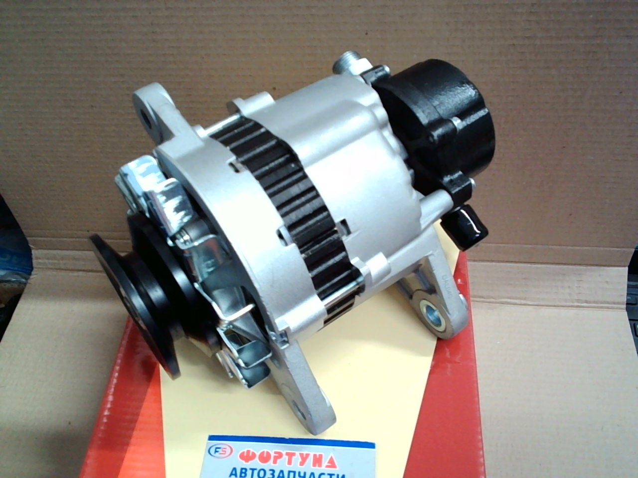 Генератор 4DR5,  4DR7 (DAL040) DAGGER /12V 50A 60CC/