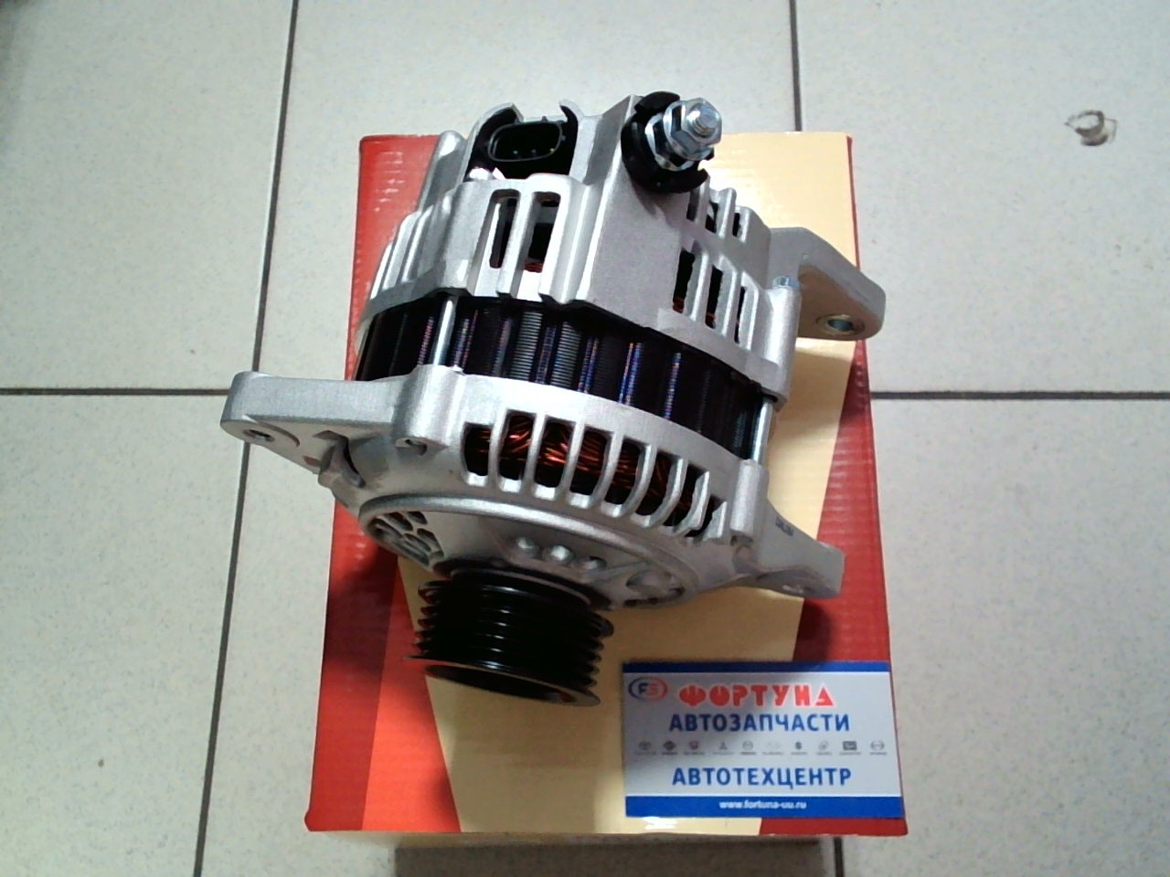 Генератор EJ20,  EJ25 (DAL054) DAGGER /12V 90A 5S/