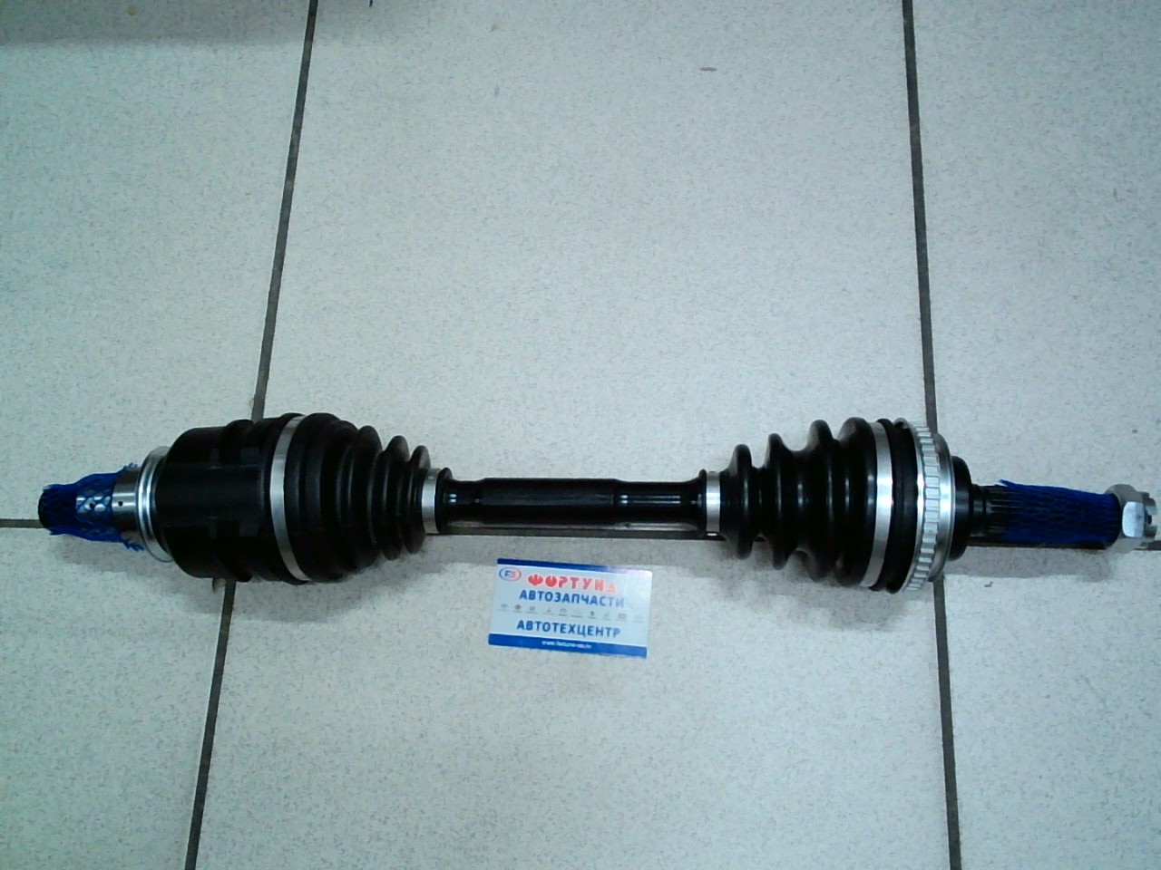 Вал Приводной в сборе 43420-32161 TW/SUMANE /Левый ST195, CT195, ST215, SV35, AE103, AE104, AE114, AE115, SXM15 4WD/