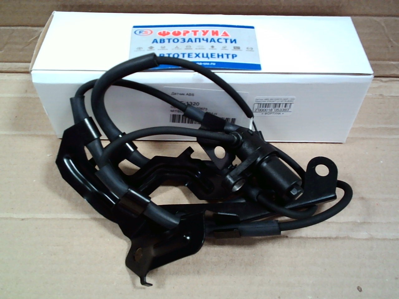 Датчик ABS MN102573 (NDF-1320) NARICHIN /FRONT LH MITSUBISHI L200/