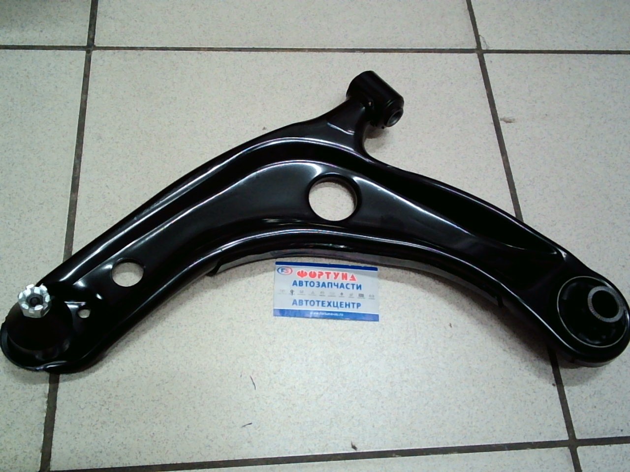 Рычаг 48069-59095 DAGGER /Передний Левый BELTA VITZ NCP9# NCP10#, SCP100/